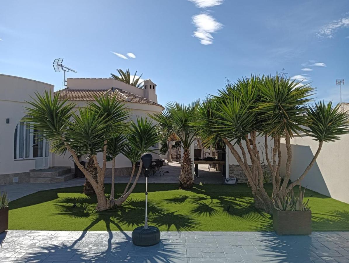 Detached Villa With Private Pool Torrevieja Exteriér fotografie